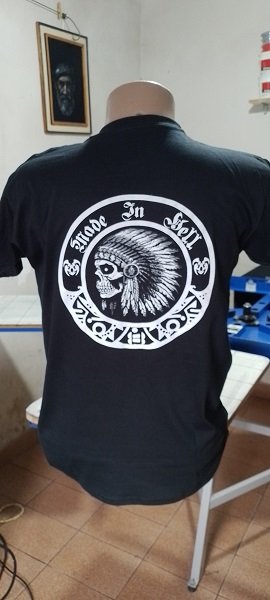 Camiseta 100% algodão malha penteada realizada em serigrafia Silkscreen camiseta personalizada
